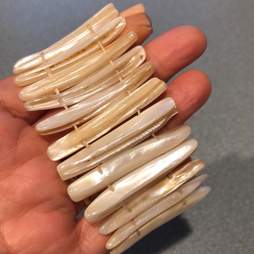 Shell Bracelet - Picture 6 of 6
